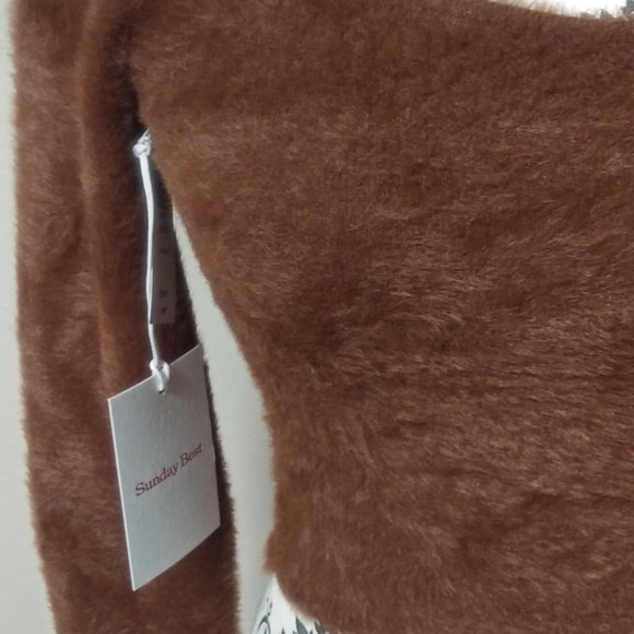 ARITZIA SUNDAY BEST SWEETHEART SWEATER XS NWT - Picture 8 of 12